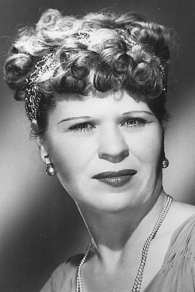 Babe London backdrop