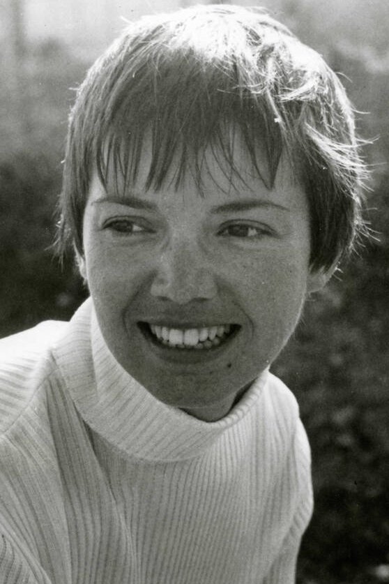 Elizabeth James backdrop