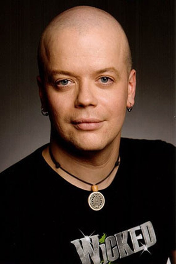 Stefan Poslovski backdrop