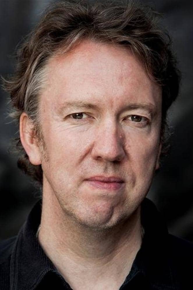 Richard Lumsden backdrop