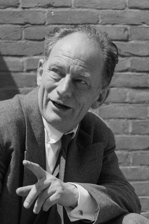 Wolfgang Staudte backdrop