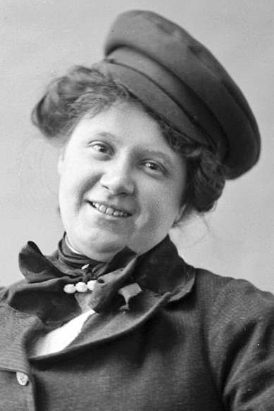 Thyra Leijman-Uppström backdrop