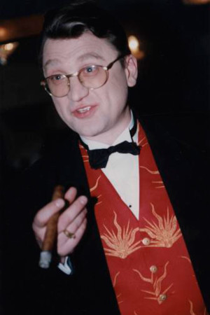 Valentin Gneuschov backdrop