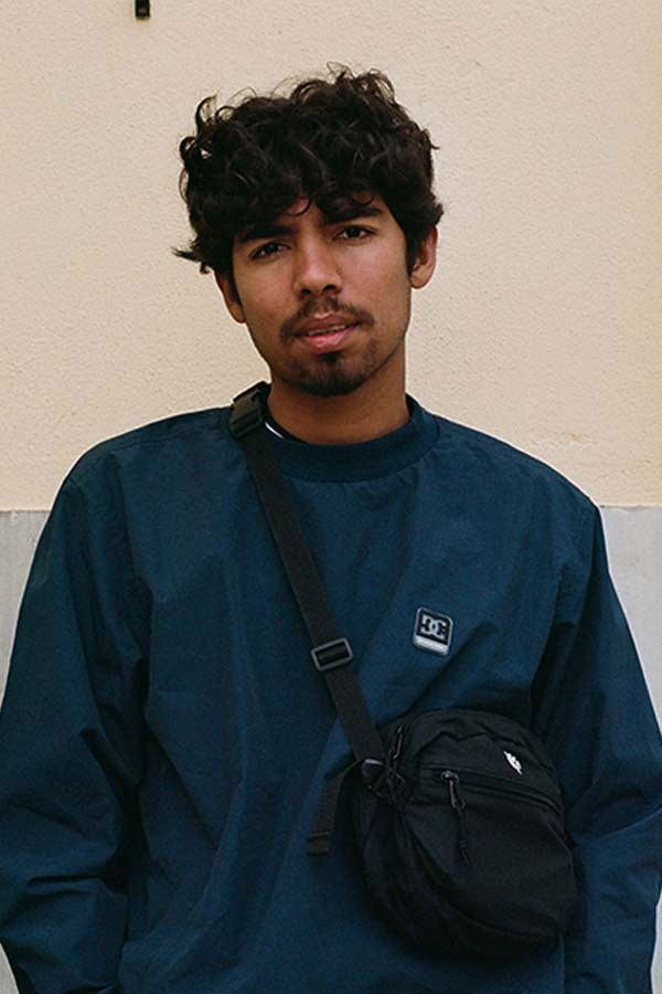 Thaynan Costa backdrop