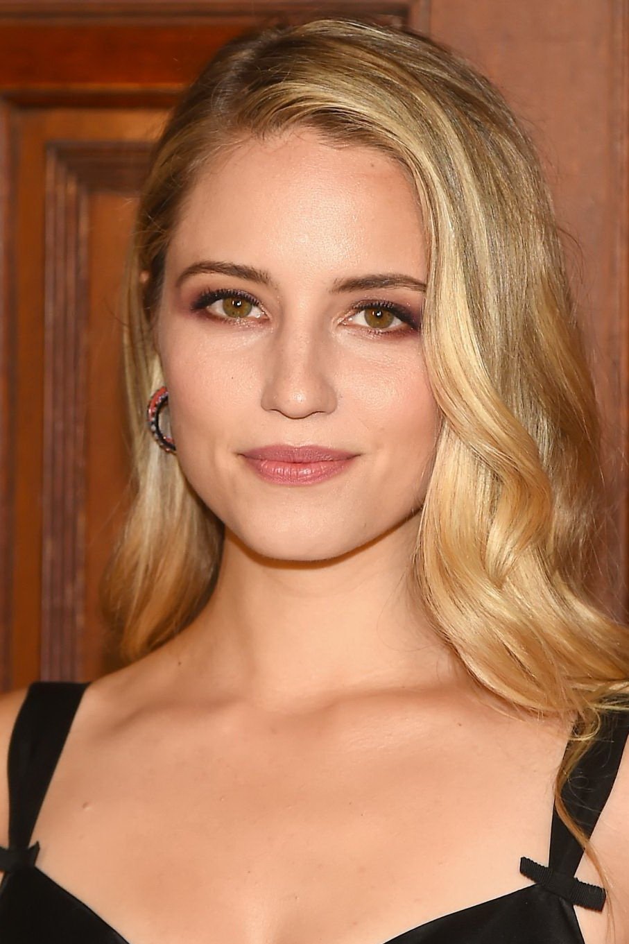 Dianna Agron backdrop