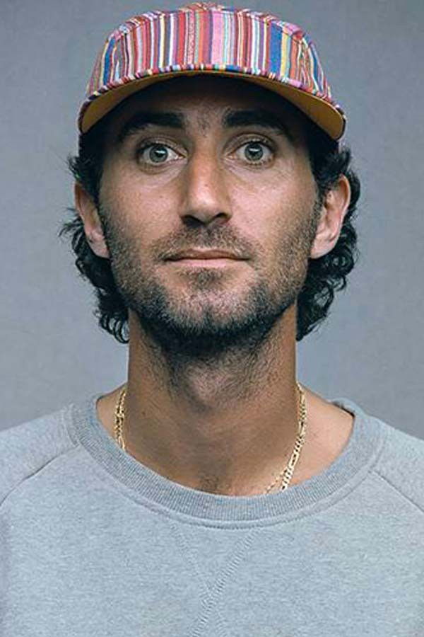 Javier Sarmiento backdrop