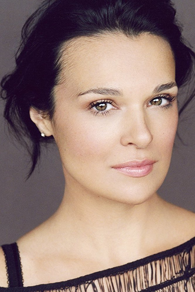 Elizabeth Knowelden backdrop