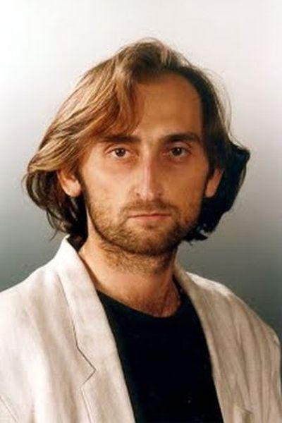 Géza Schramek backdrop