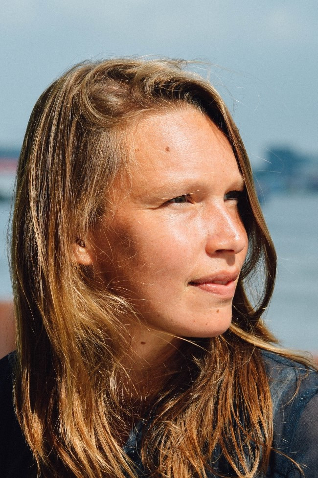 Vera Ketelaars backdrop