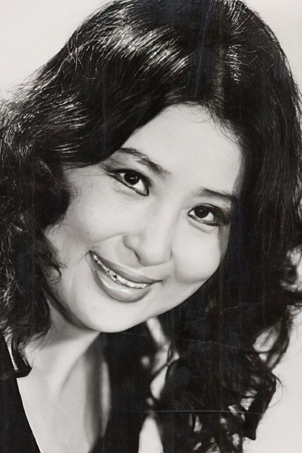 Do Kum-bong backdrop