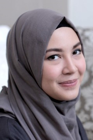 Ratna Galih: Ratna Galih backdrop
