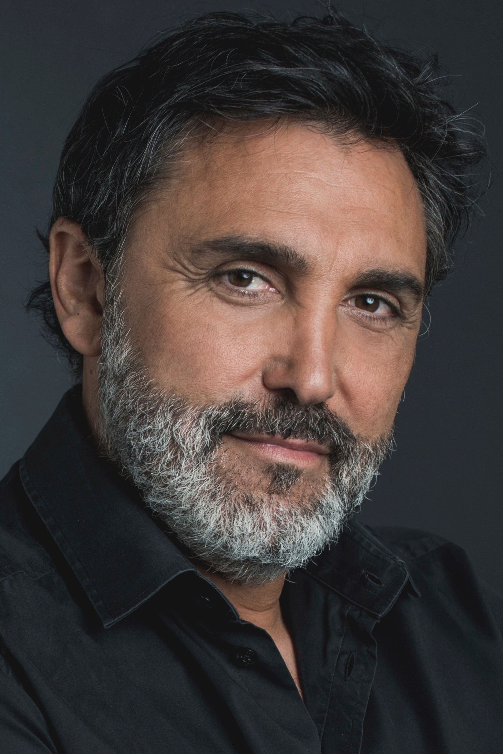 Antonio Cantos backdrop