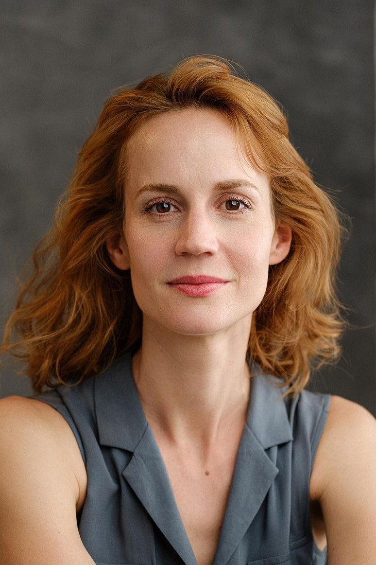 Barbora Mudrová backdrop