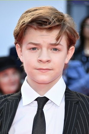 Oakes Fegley backdrop