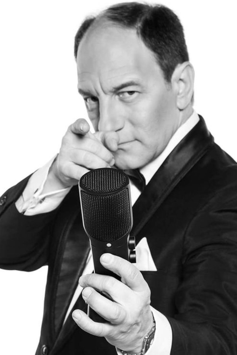 Gustavo Bonfigli backdrop