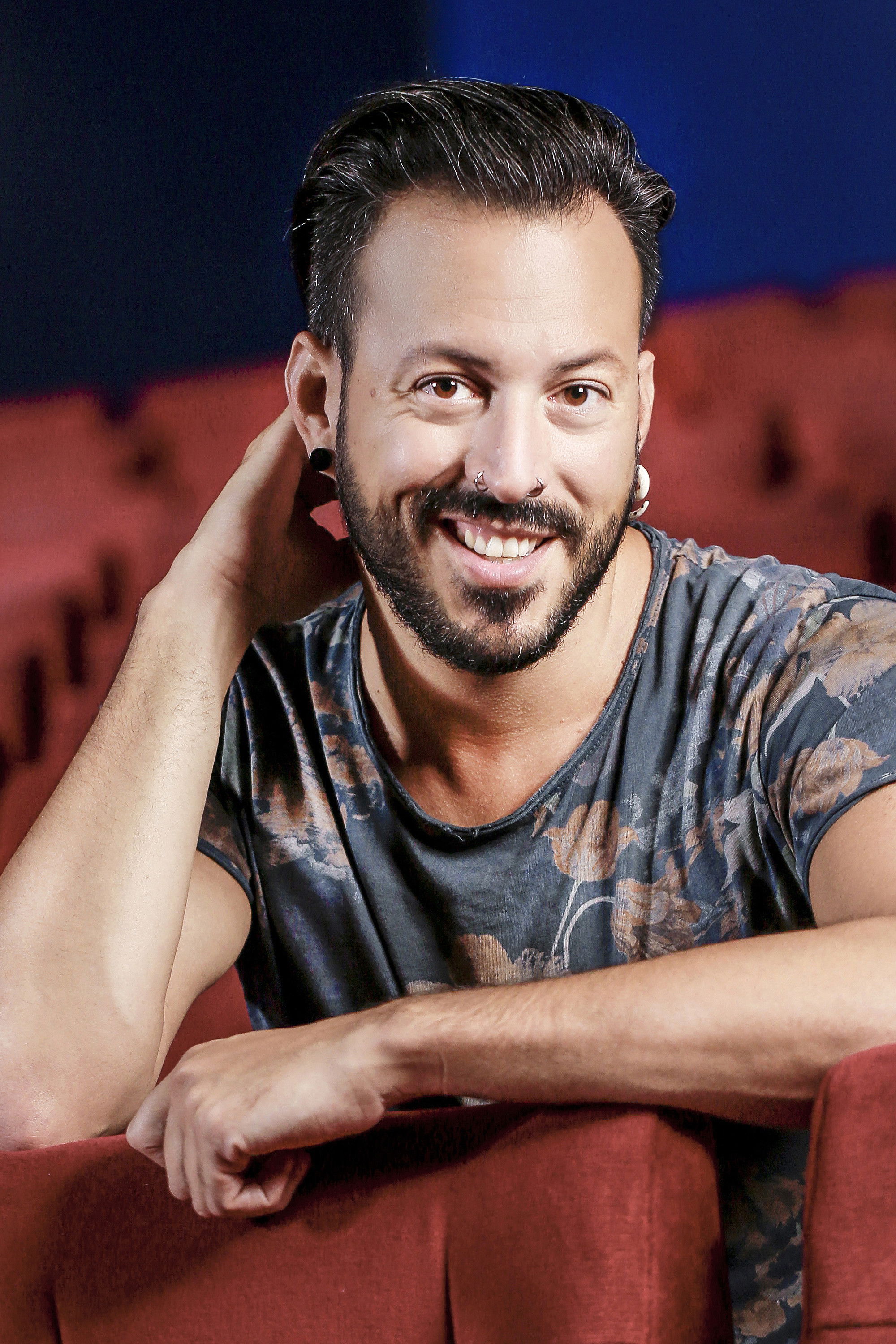 Jakob M. Erwa: Jakob M. Erva backdrop