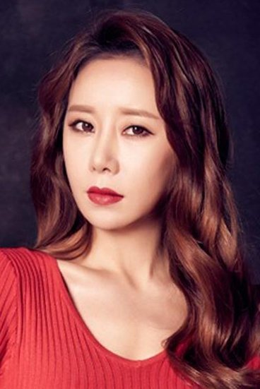 Ha Na-kyeong backdrop