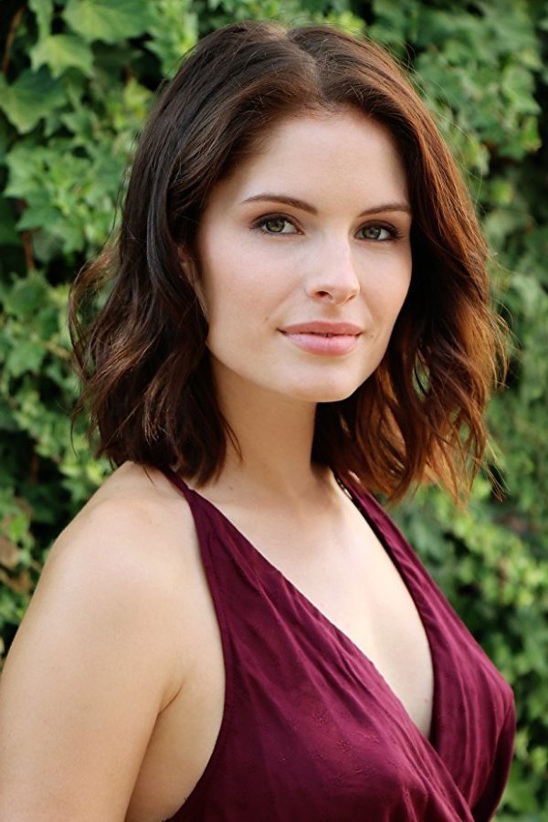 Olivia Grace Applegate backdrop