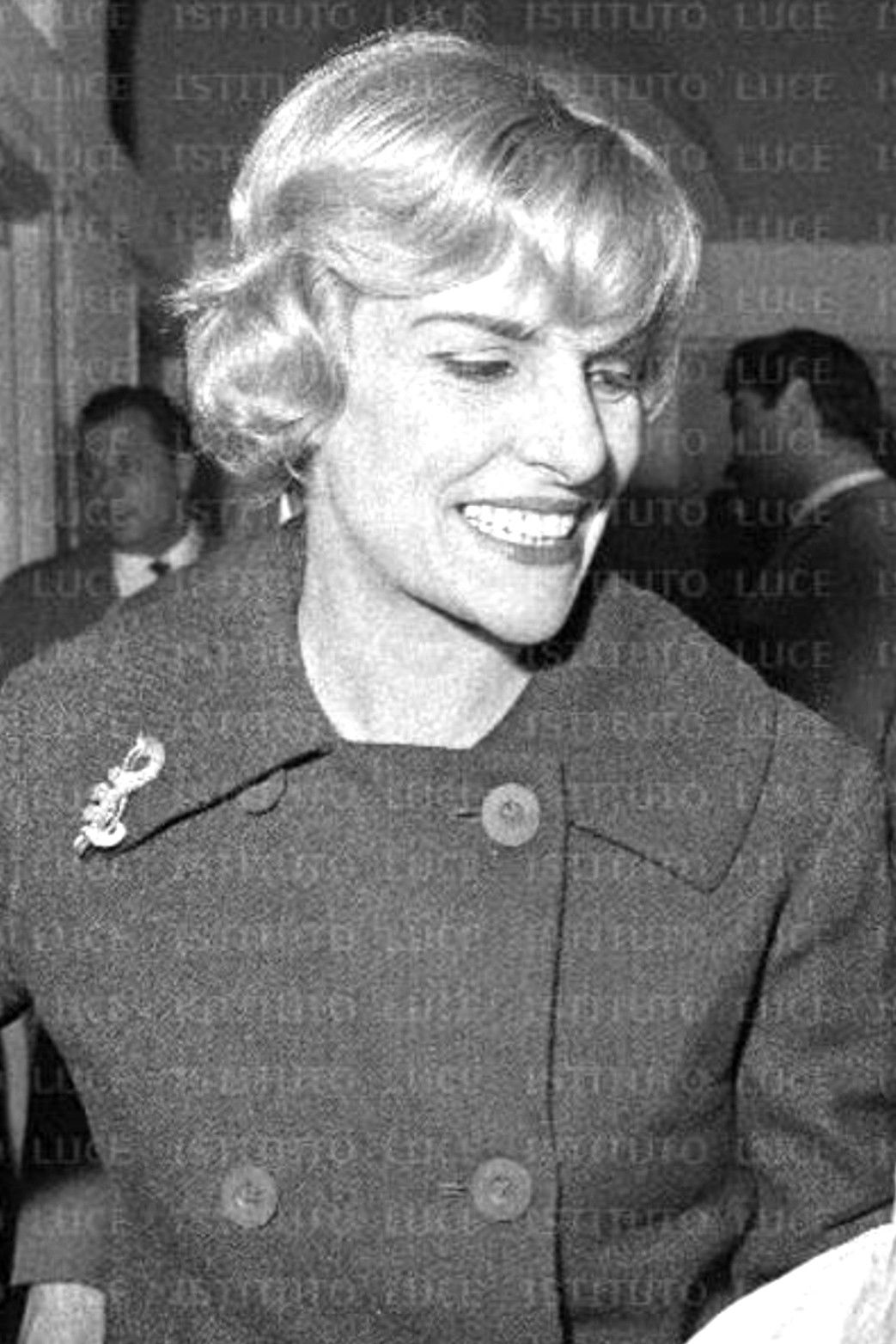 Lia Angeleri backdrop