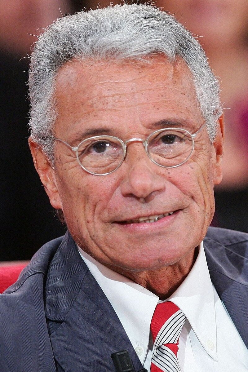 Zhën-Mari Périé backdrop