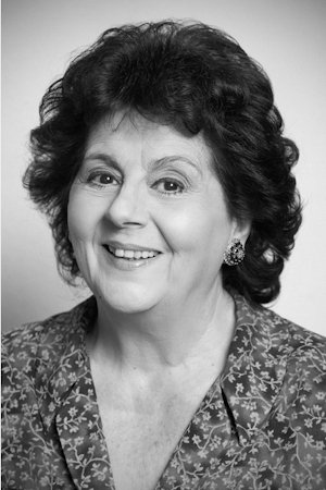 Adela Mărculescu backdrop