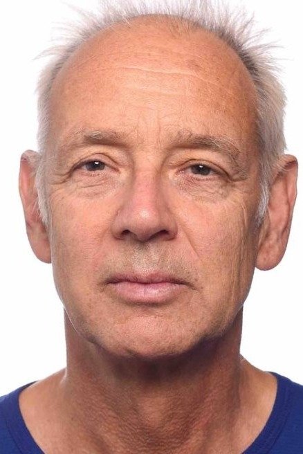 Dirk Manthey backdrop