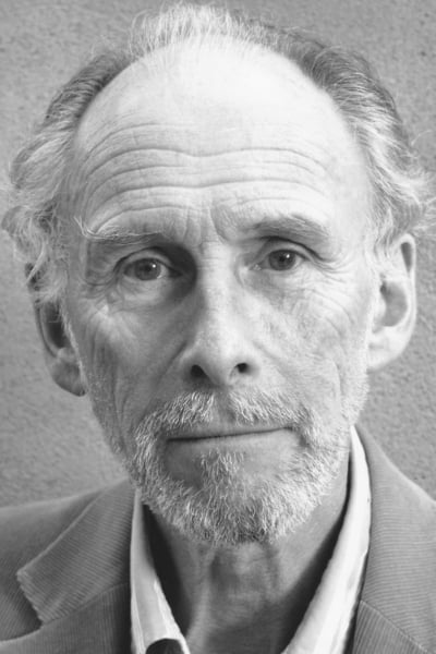 Kristofer Godvin backdrop