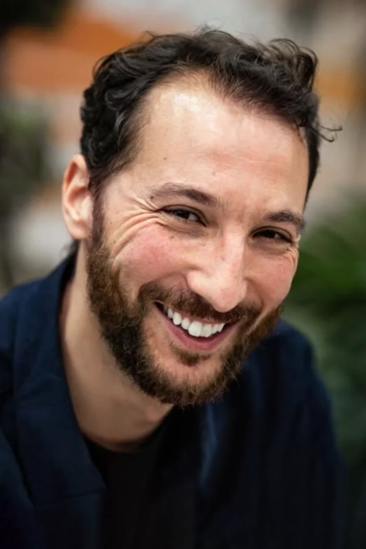 Nabil Djedouani backdrop