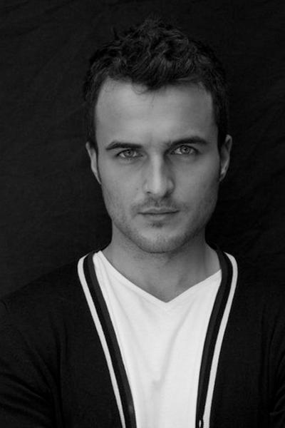 Jonathan Demurger backdrop