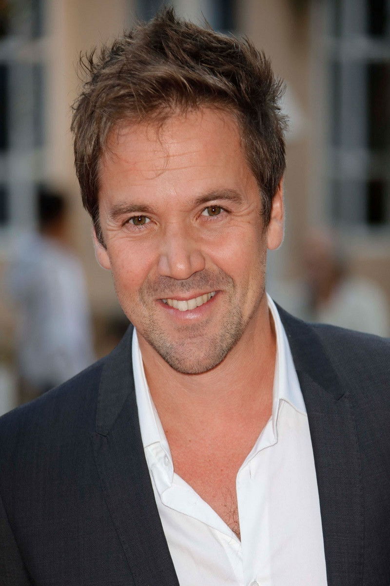 Renaud Leymans backdrop