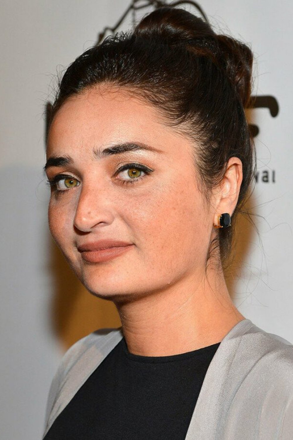 Fadik Sevin Atasoy backdrop