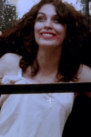 Maria Duval backdrop