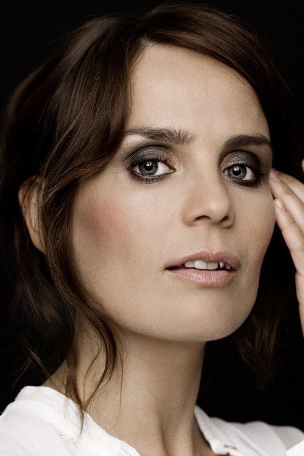 Signe Vaupel backdrop