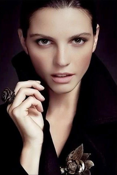 Jeisa Chiminazzo backdrop