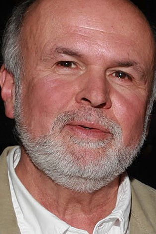 Mario Ribero Ferreira backdrop