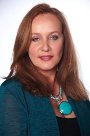 Alejandra Borrero backdrop