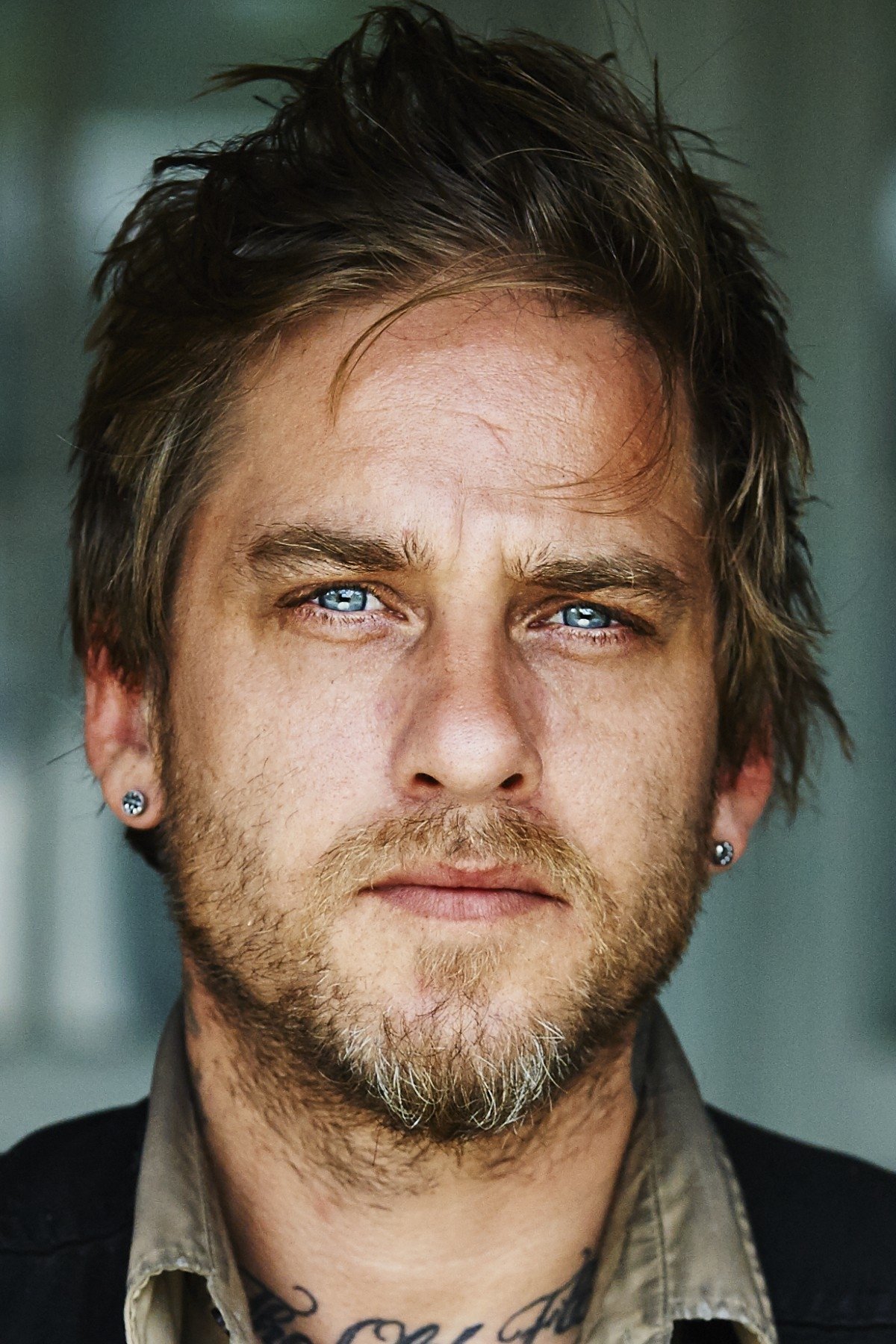 Joel Thomas Hynes backdrop