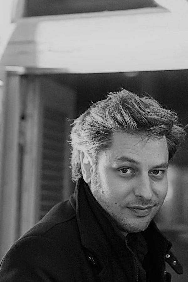 Stergios Paschos backdrop