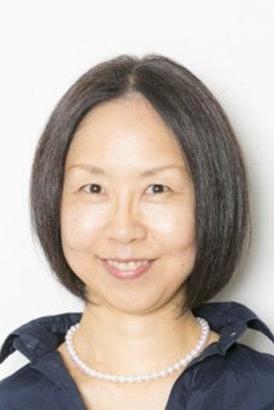 Atsuko Hashibe backdrop