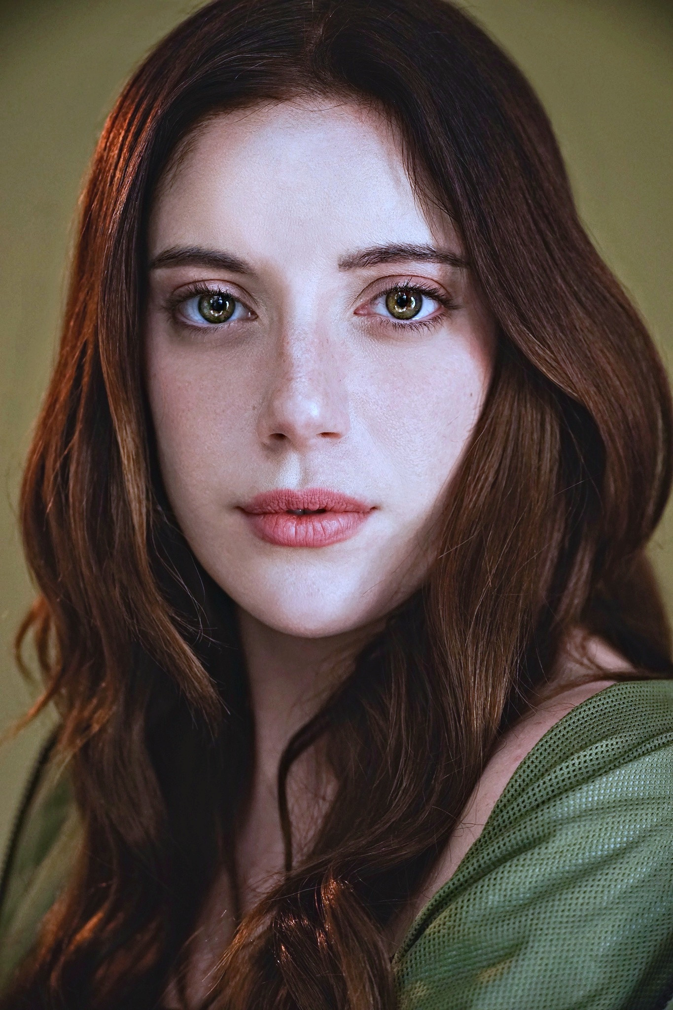 Hayley McLaughlin backdrop