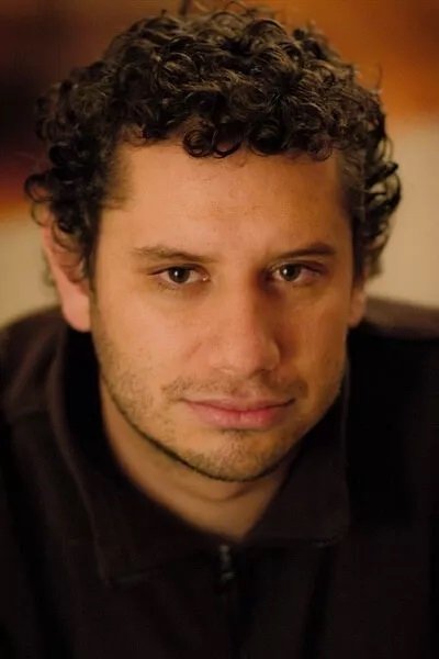 Daniel Andrade backdrop