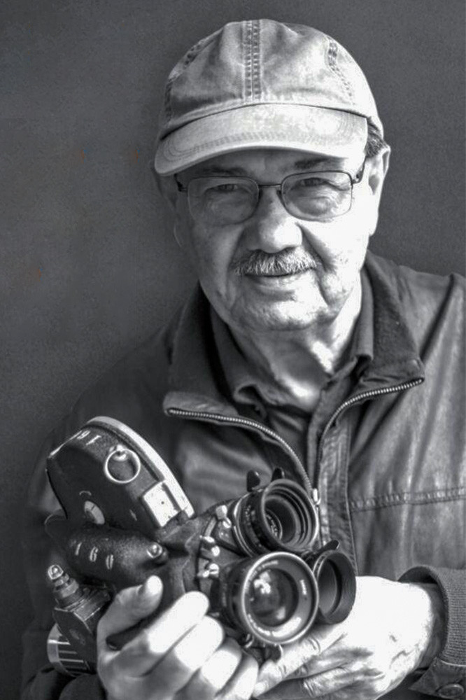 Manouchehr Tayyab backdrop