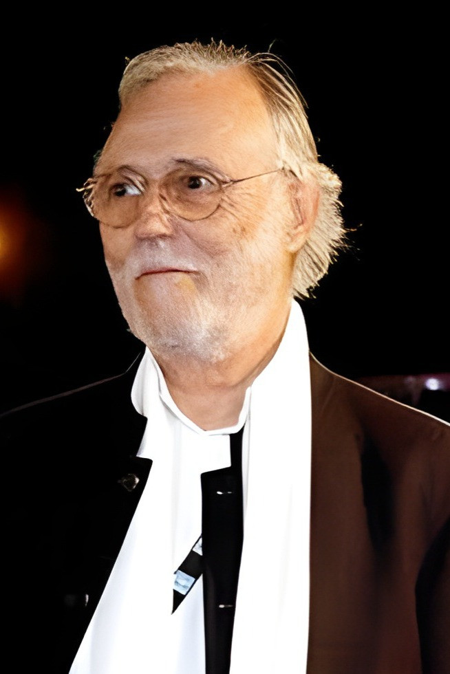 Mohamed Abderrahman Tazi backdrop