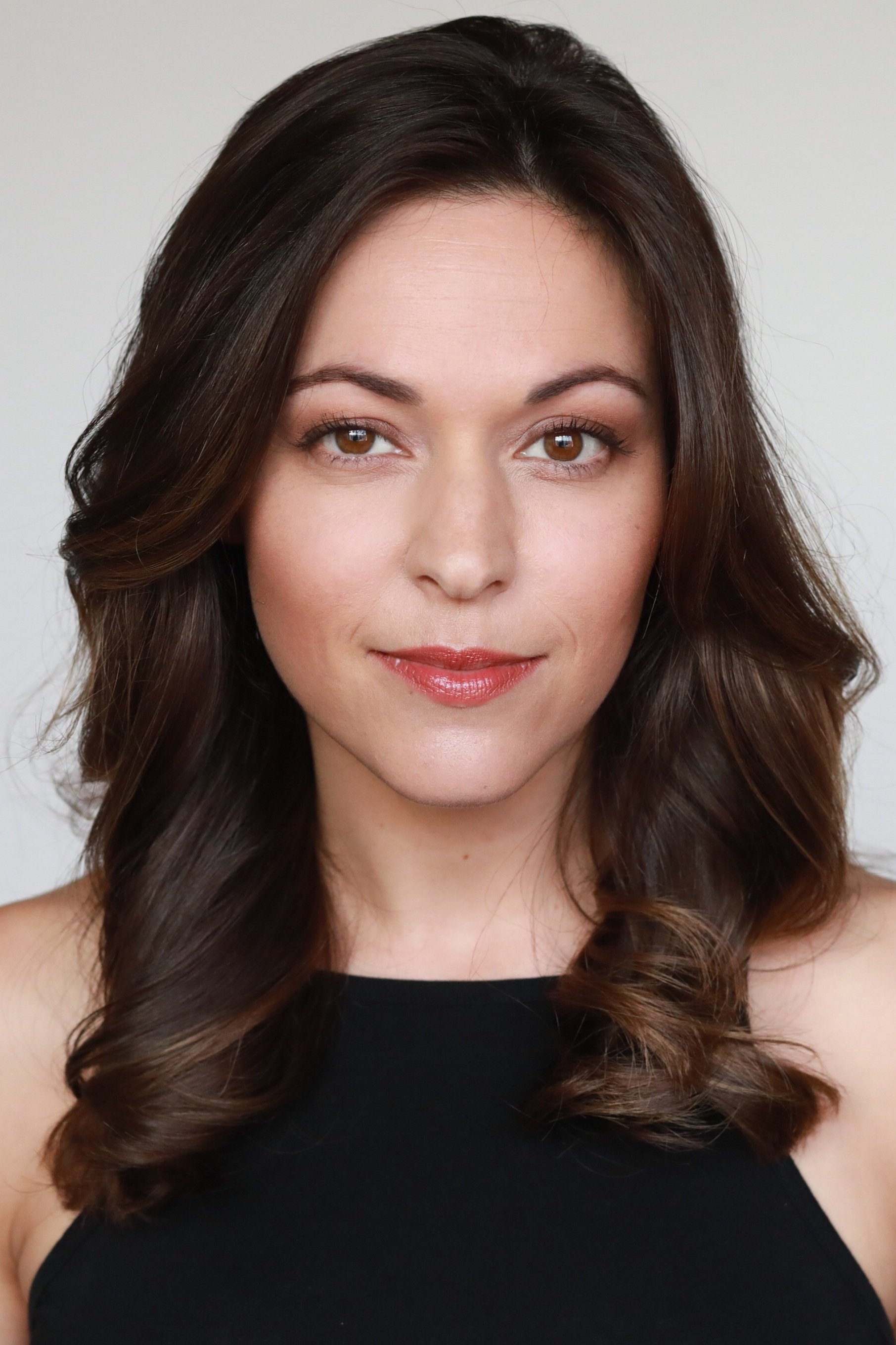 Juliana Hansen backdrop