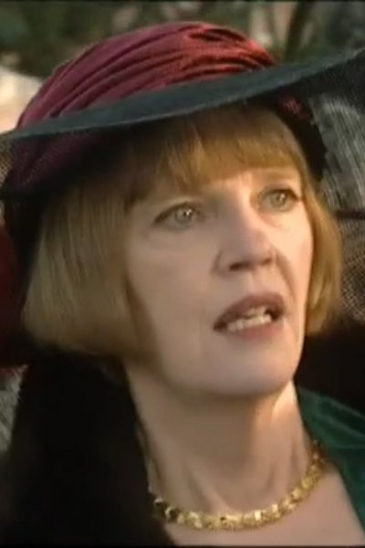 Anna-Louise Lefèvre backdrop