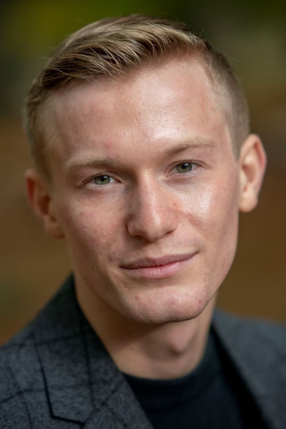 Albert Rosin Harson backdrop