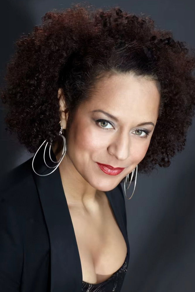 Sharon Dyall backdrop