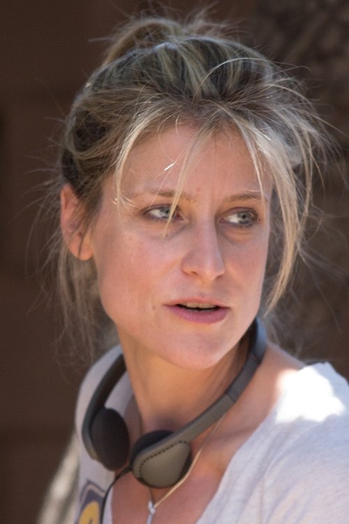 Tessa Blake backdrop