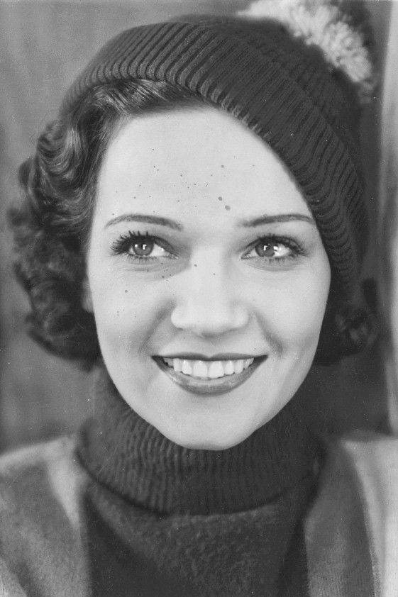 Alice Carlsson backdrop