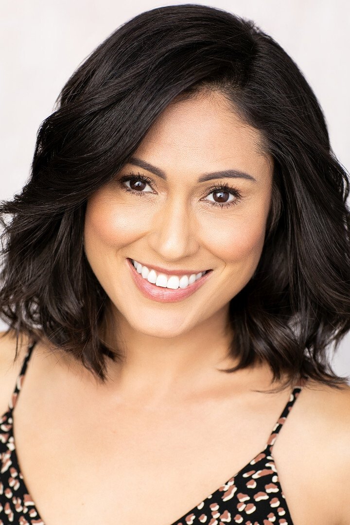 Pilar Holland backdrop